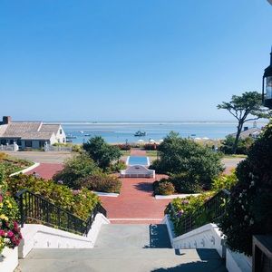 Meet your Posher, Shawna